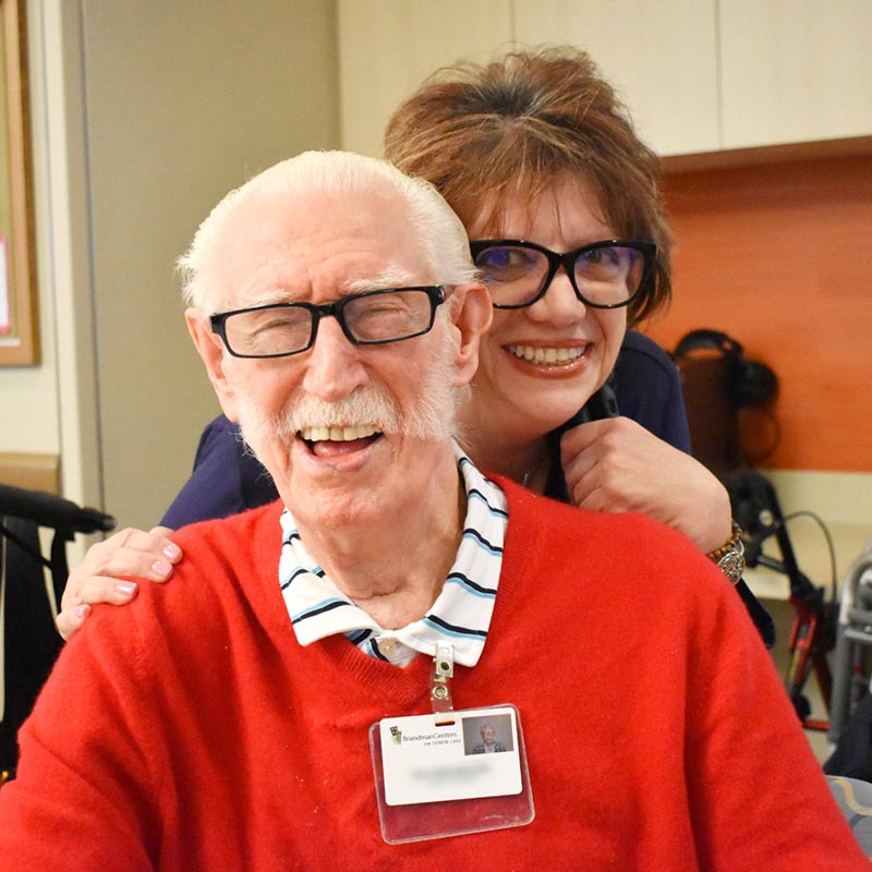 삶의 질 향상 - Brandman Centers for Senior Care 로스앤젤레스 카운티 PACE 노인을 위한 포괄적인 케어 프로그램